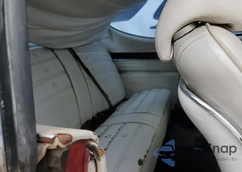 1971 Oldsmobile Cutlass z USA, uszkodzony, nr VIN 336871R112067